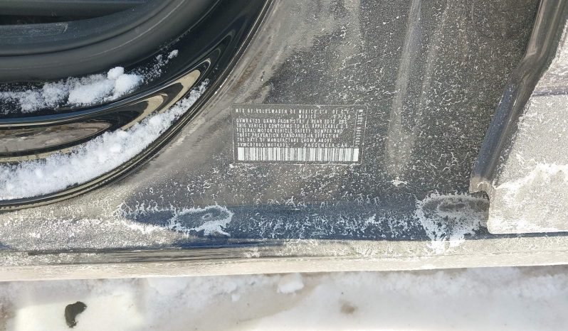 
								Volkswagen Jetta full									