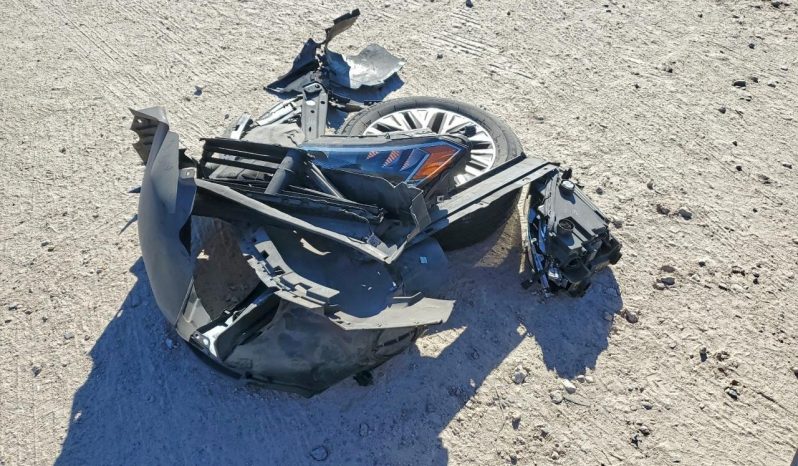 
								VOLKSWAGEN JETTA full									