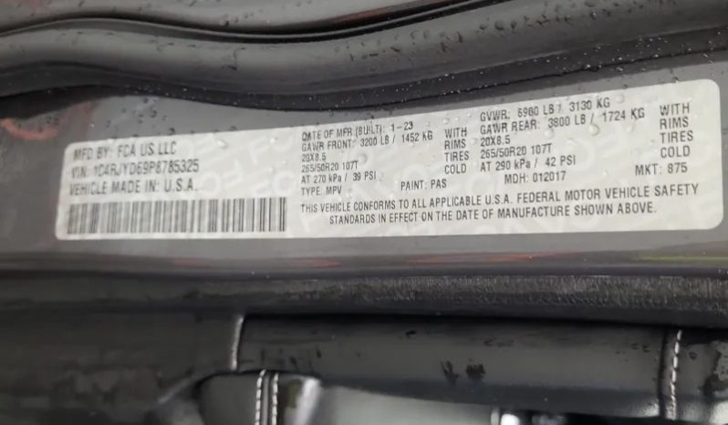 
								JEEP Grand Cherokee full									