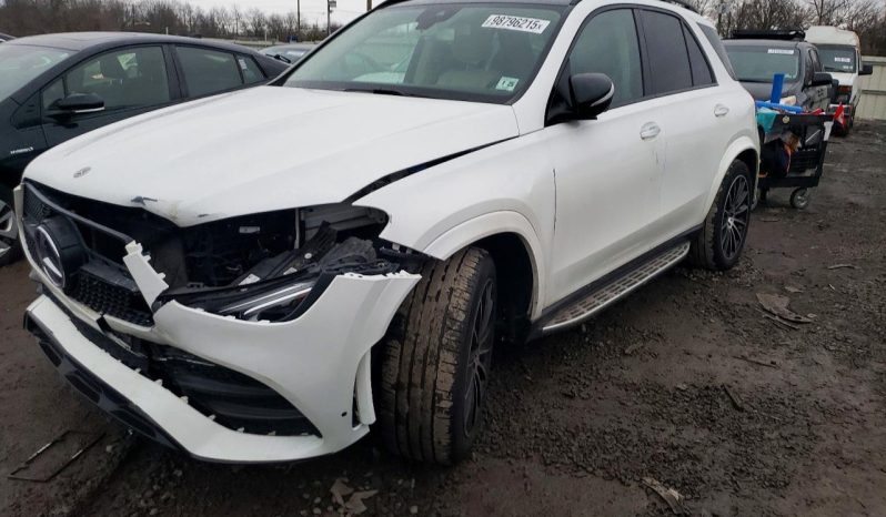 
								Mercedes-Benz GLE-Class full									