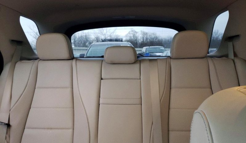 
								Mercedes-Benz GLE-Class full									