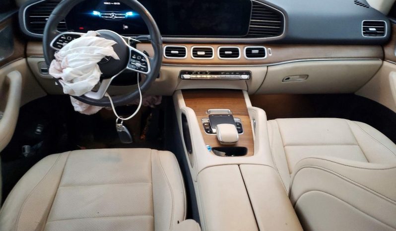 
								Mercedes-Benz GLE-Class full									