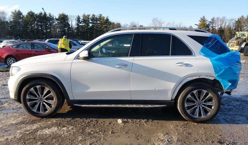 
								Mercedes-Benz GLE-Class full									