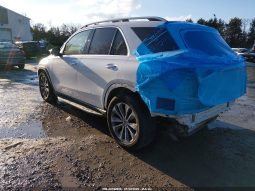
										Mercedes-Benz GLE-Class full									