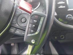 
										2019 Toyota Camry full									