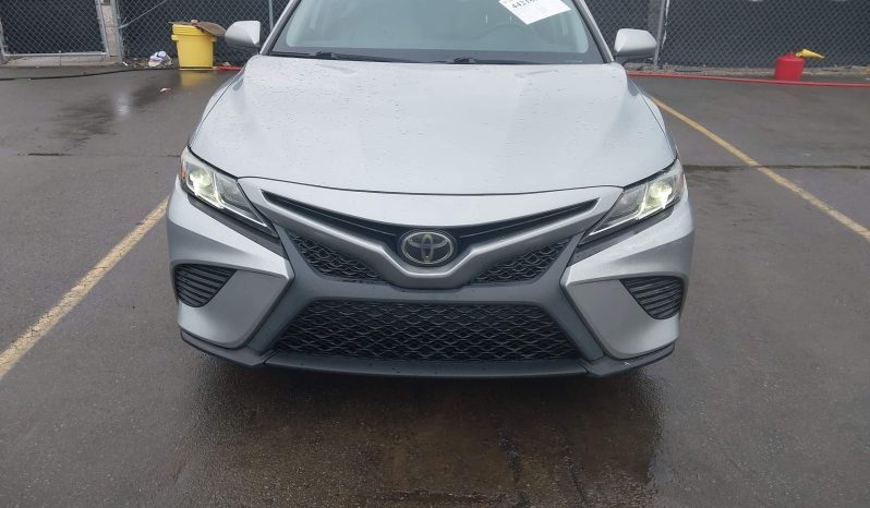 
								2019 Toyota Camry full									