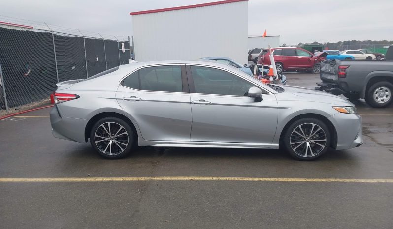 
								2019 Toyota Camry full									