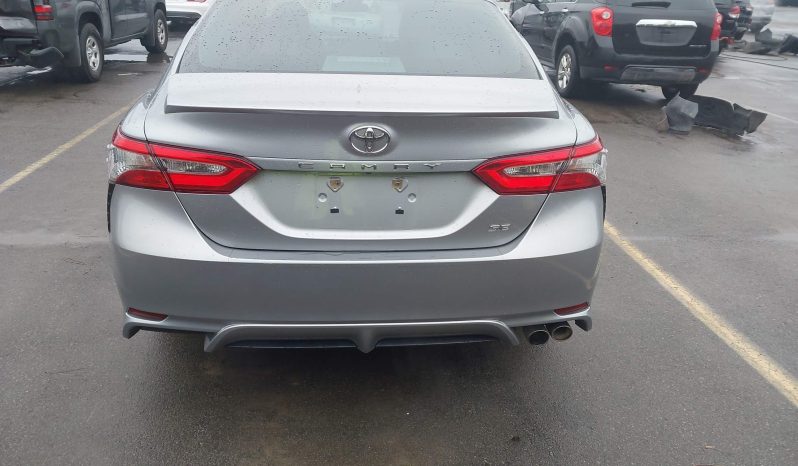 
								2019 Toyota Camry full									