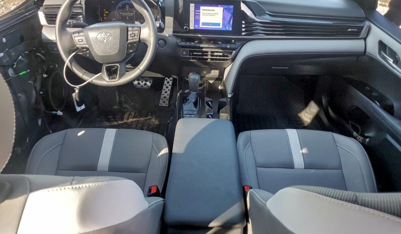 
								2025 Toyota Camry full									