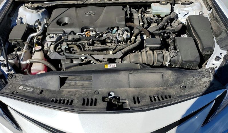 
								2022 Toyota Camry full									