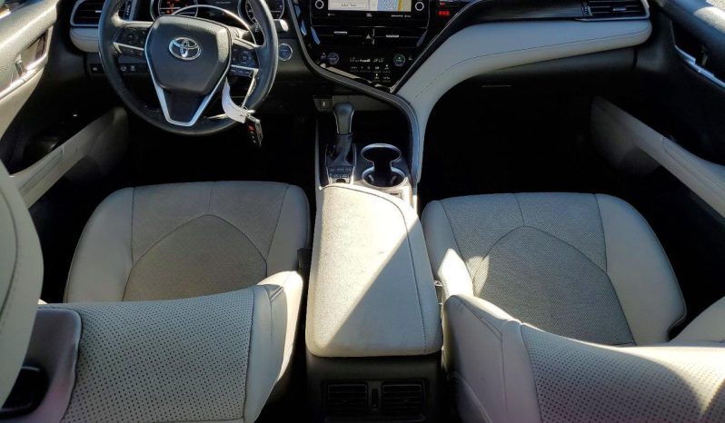 
								2022 Toyota Camry full									