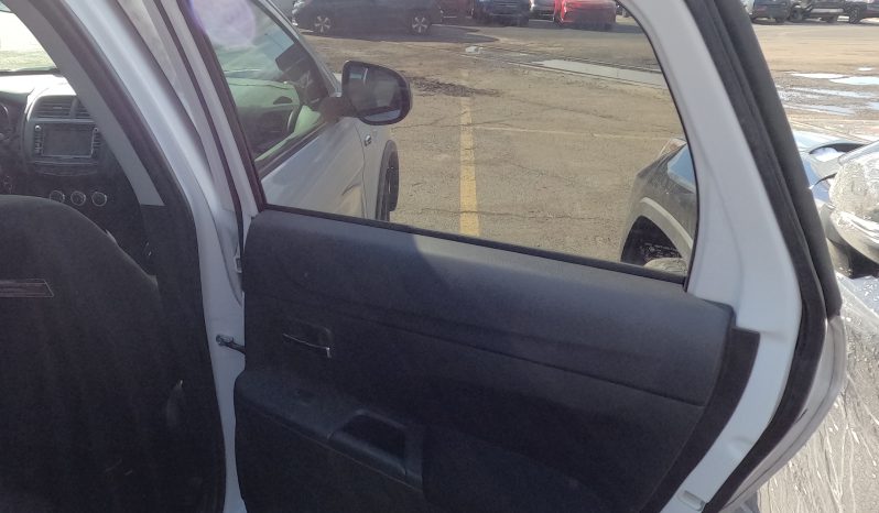 
								Mitsubishi Outlander Sport full									