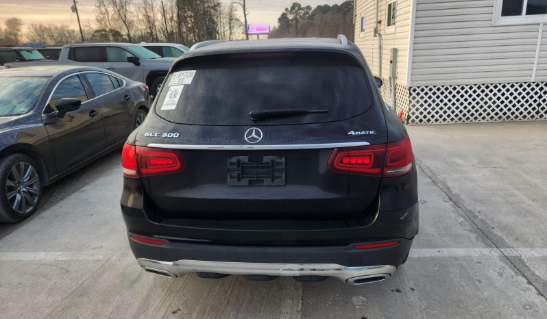 
								MERCEDES-BENZ GLC 300 full									