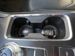 
										Ford Fusion Hybrid full									