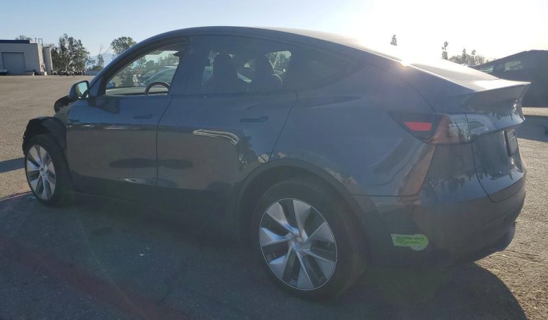 
								2023 Tesla MODEL Y full									