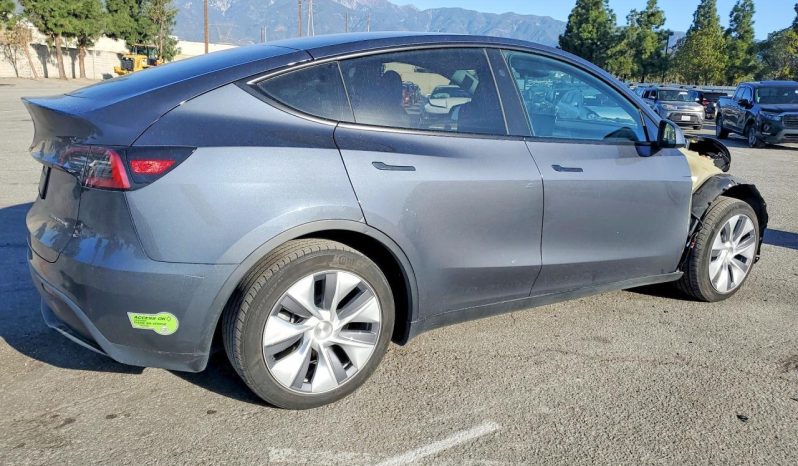 
								2023 Tesla MODEL Y full									