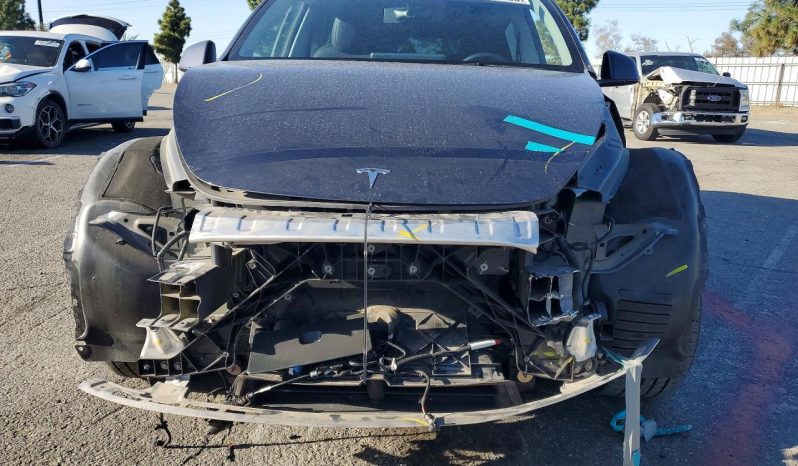 
								2023 Tesla MODEL Y full									