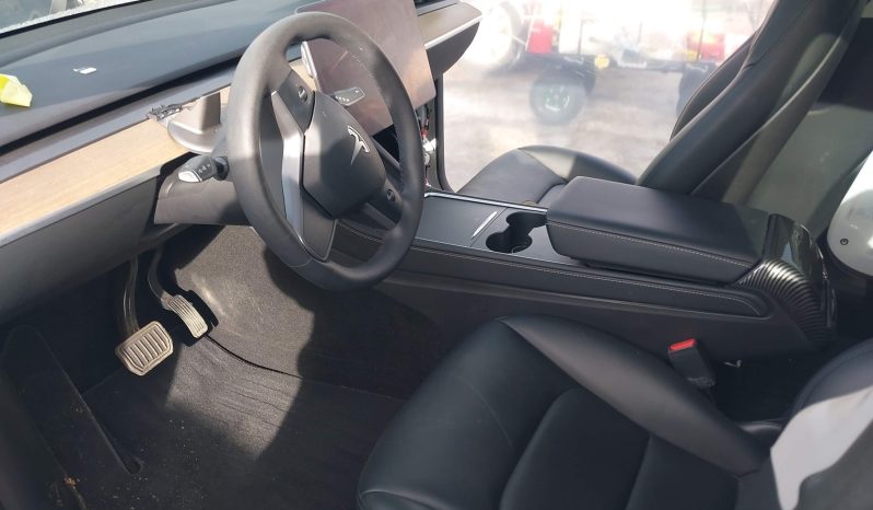 
								TESLA MODEL Y full									