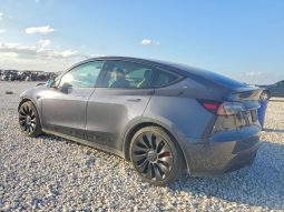 
										Tesla Model Y full									