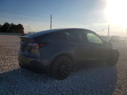 
										Tesla Model Y full									