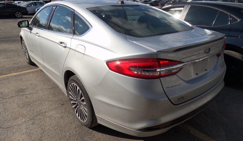 
								Ford Fusion Hybrid full									