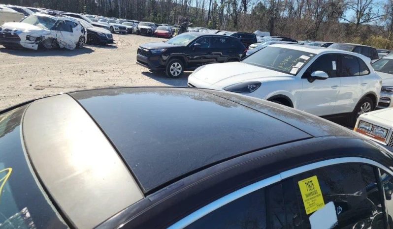 
								MERCEDES-BENZ C300 full									