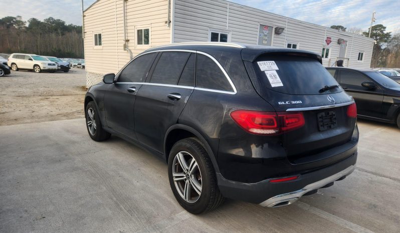 
								MERCEDES-BENZ GLC 300 full									