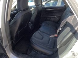 
										Ford Fusion Hybrid full									