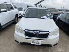 SUBARU Forester 2015