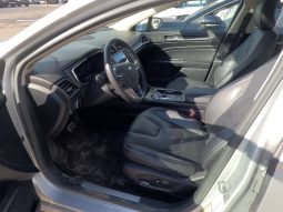 
										Ford Fusion Hybrid full									