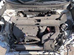 
										Mitsubishi Outlander Sport full									