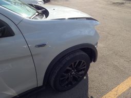 
										Mitsubishi Outlander Sport full									