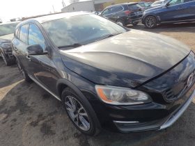 VOLVO V60 2015