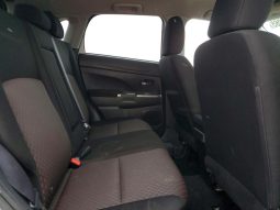 
										Mitsubishi Outlander full									
