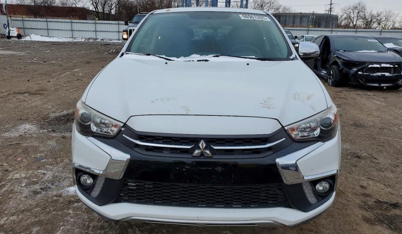 
								Mitsubishi Outlander full									
