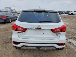 
										Mitsubishi Outlander full									