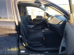 
										Mitsubishi Outlander Sport full									