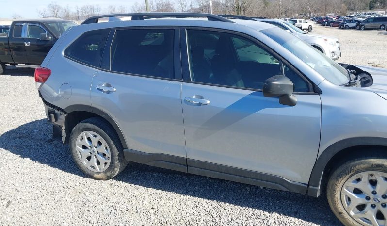 
								Subaru Forester full									