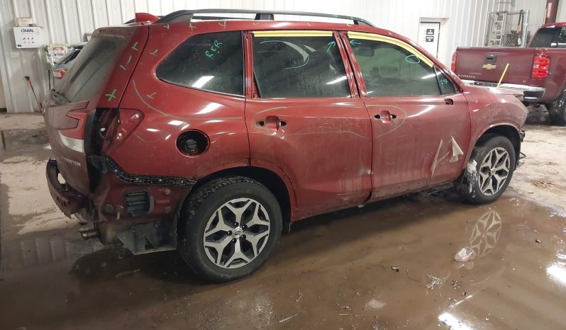 
								Subaru Forester full									