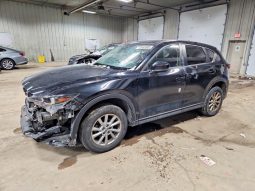 
										2022 Mazda CX-5 full									