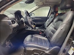 
										2022 Mazda CX-5 full									