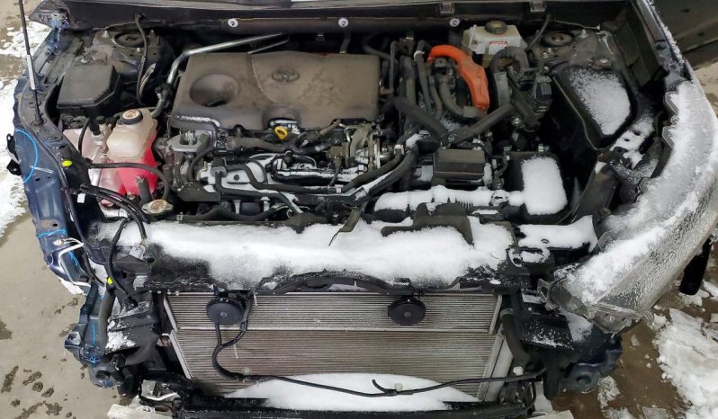 
								2020 Toyota RAV4 full									