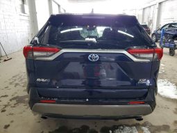 
										2020 Toyota RAV4 full									