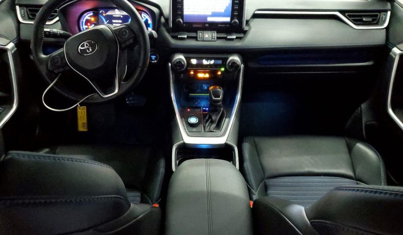 
								2020 Toyota RAV4 full									