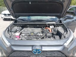 
										Toyota RAV4 full									