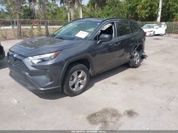 
										Toyota RAV4 full									