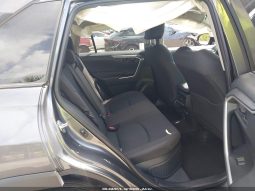 
										Toyota RAV4 full									