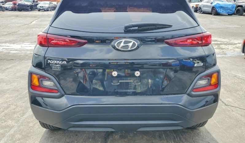 
								Hyundai Kona full									