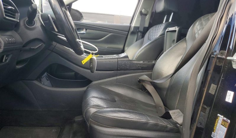 
								Hyundai Santa Fe Hybrid full									