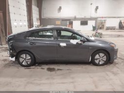 
										Hyundai Ioniq full									